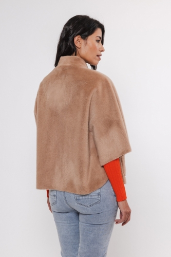 Faux fur cape Twig -