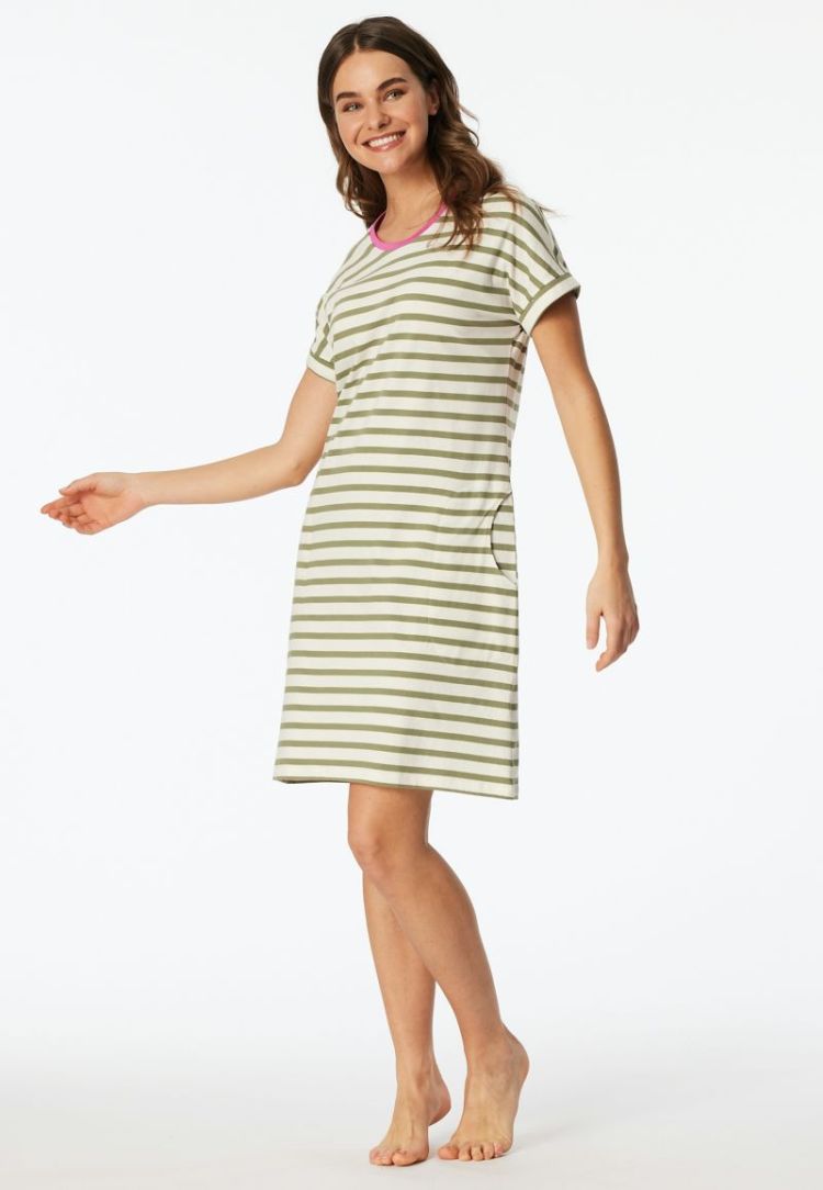 D SLAAPKLEED 705 LINDEN GREE