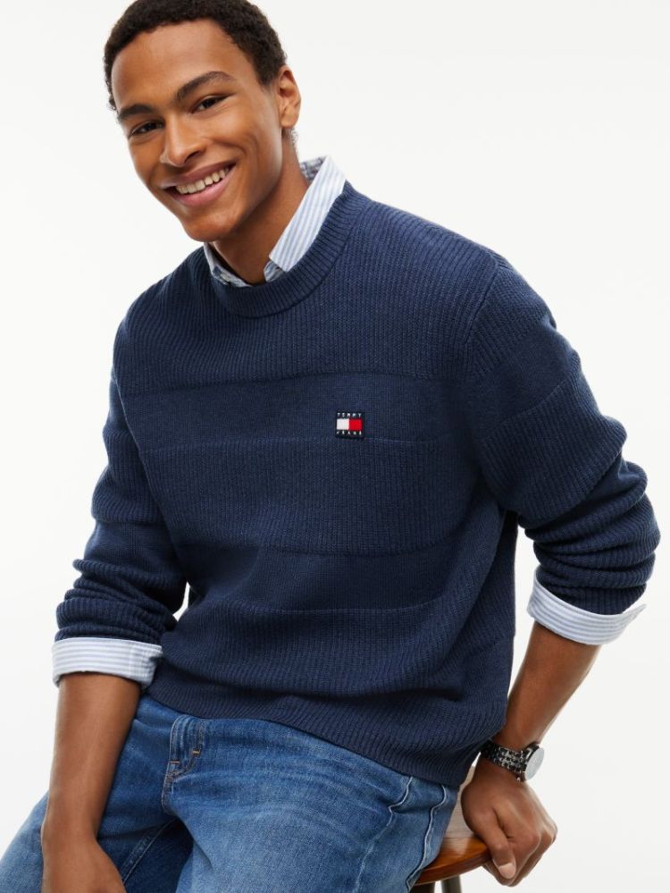 H TJM REG TEXTURED SWEATER EXT D1B BASIC NAVY 
