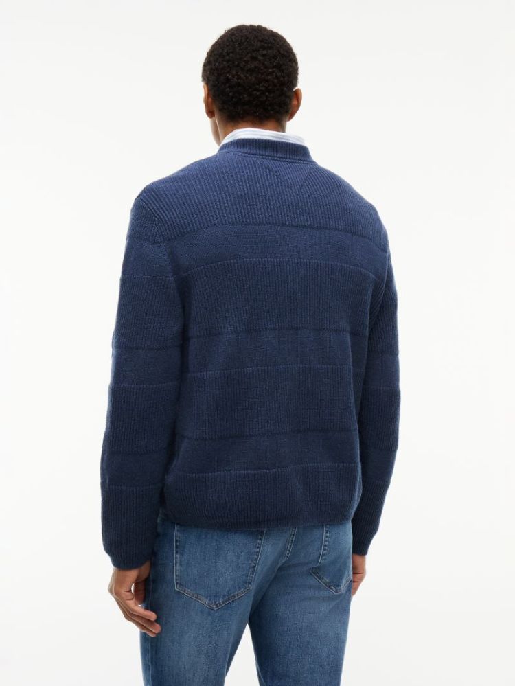 H TJM REG TEXTURED SWEATER EXT D1B BASIC NAVY 