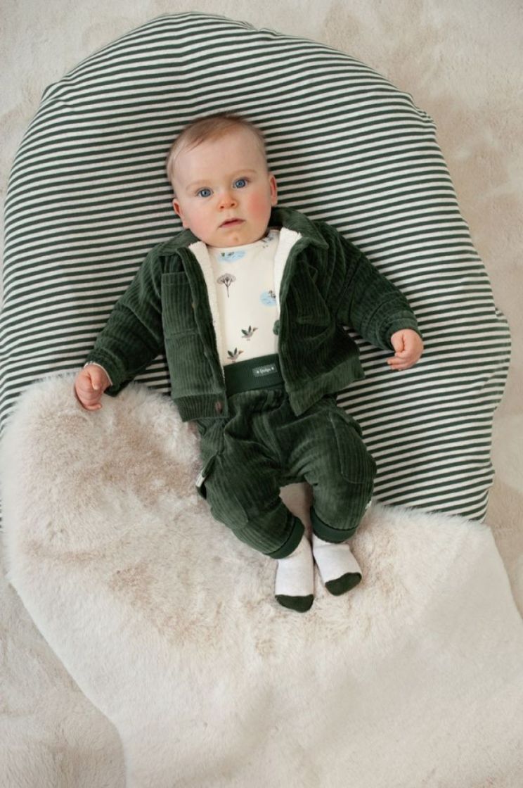 BJ BROEK VEL RIB WIGGLE AND WA 300 GROEN