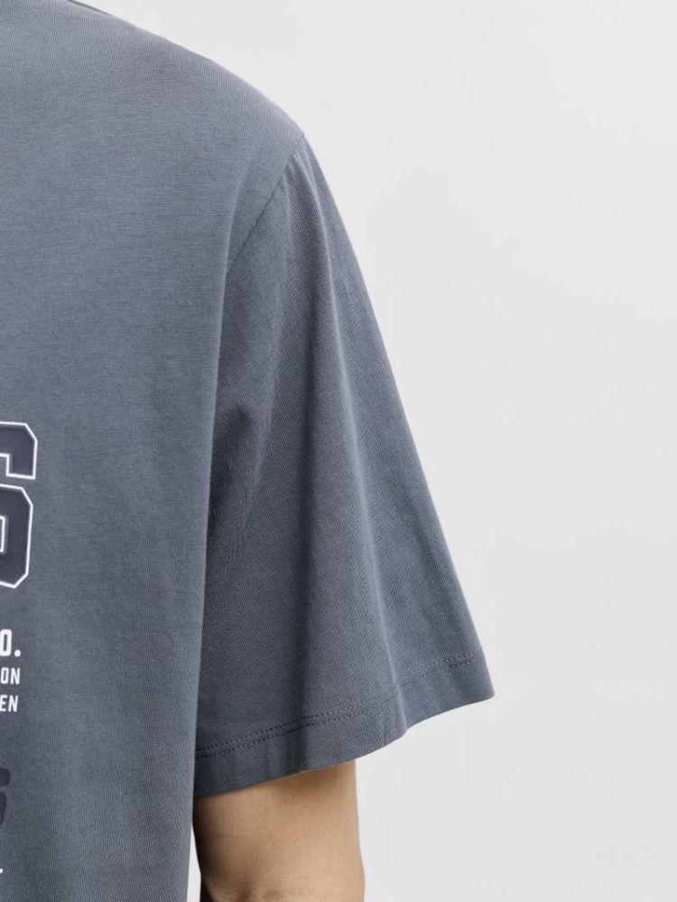 111130 T-Shirt 176720 Turbulen