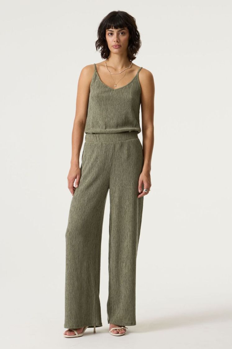 123702 02 [non denim] 9945 olive bree