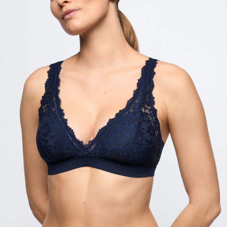 124401 1 VEL velvet blue