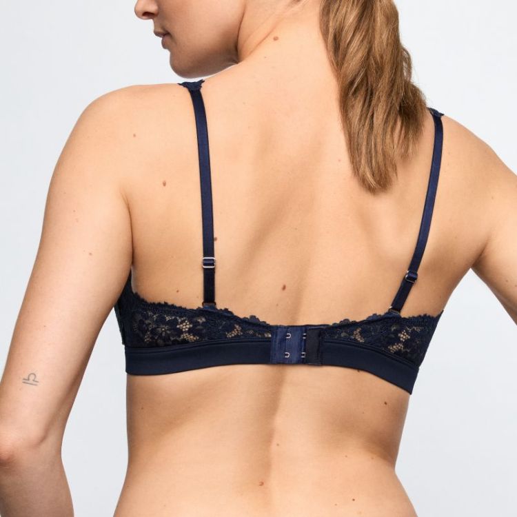 124401 1 VEL velvet blue