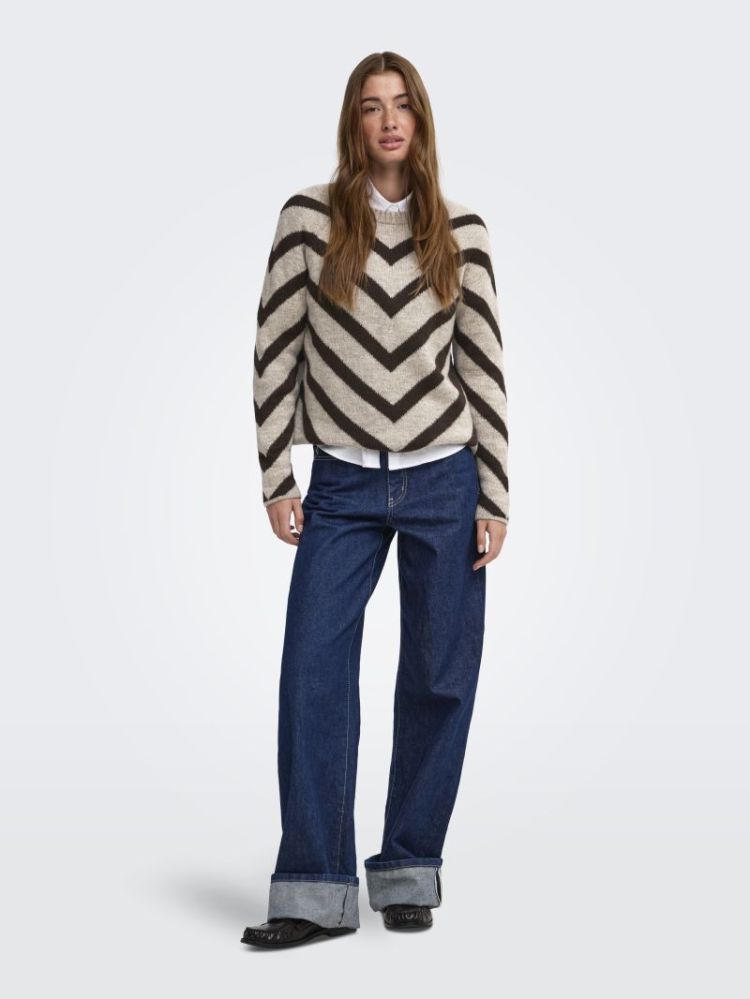 121010 Pullover 185600023 Strin