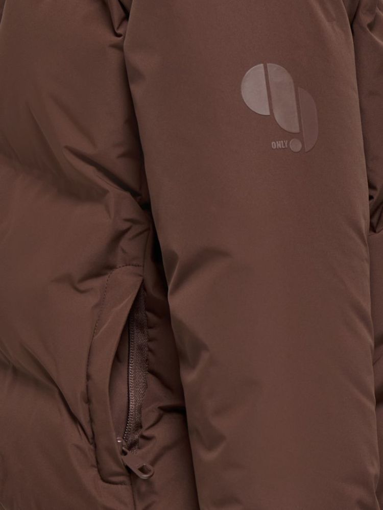 130120 Jacket 192318 Brown St