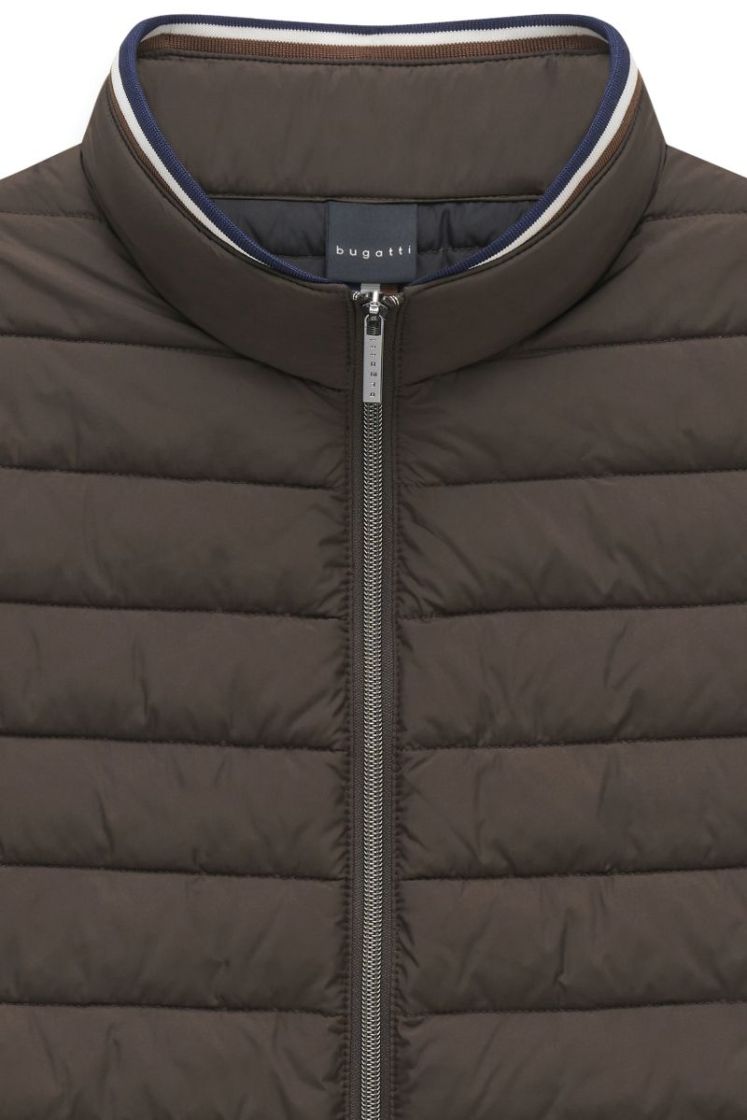 000000 110325 braun 