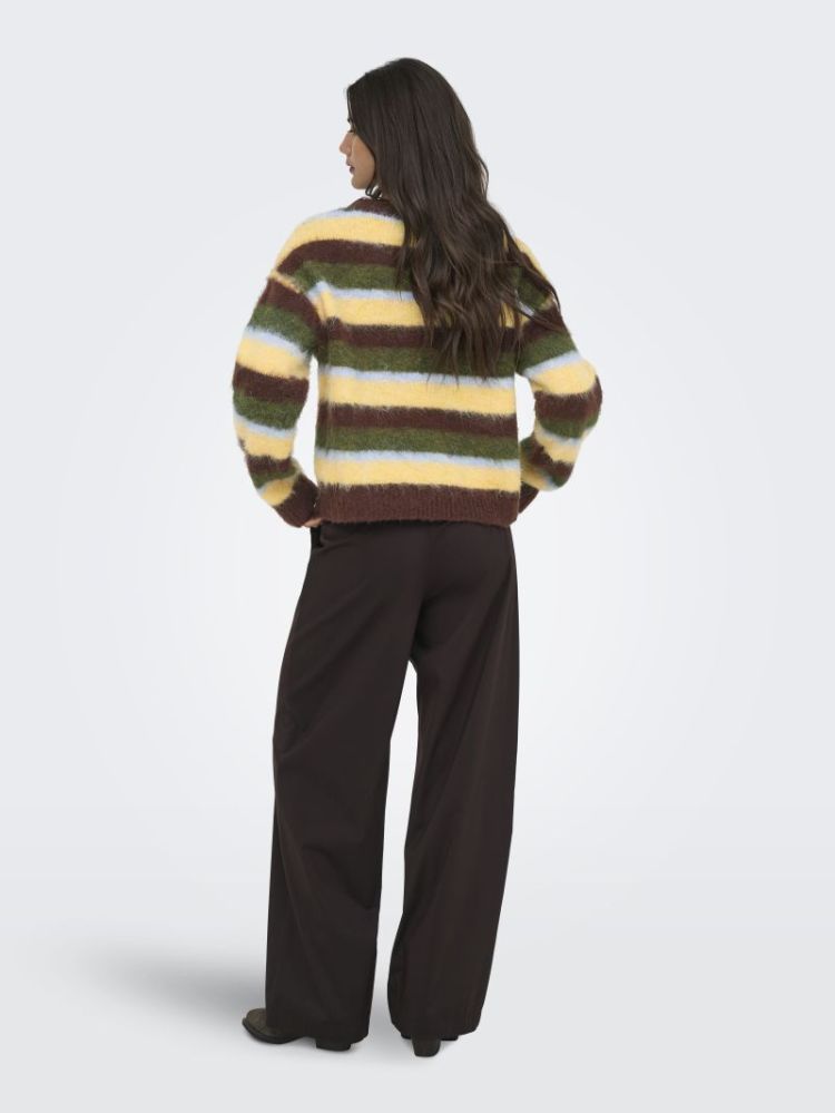 121010 Pullover 258375001 Pinec