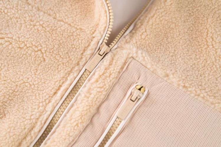 000000 Tops SBE SOFT BEIGE