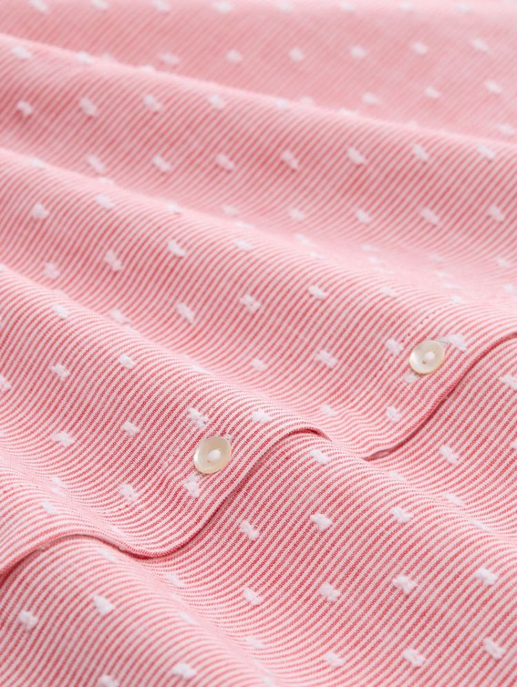 000000 702020 [blouse with] 40554 red dobby