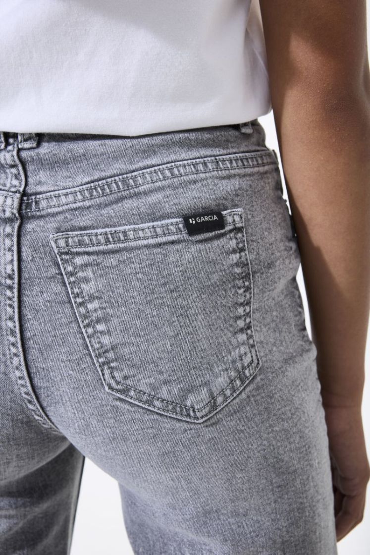 133740 01 [denim] 5375 light used