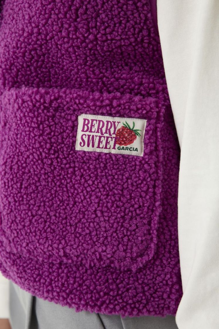 132100 09 [rt + gilet] 5817 magenta mu
