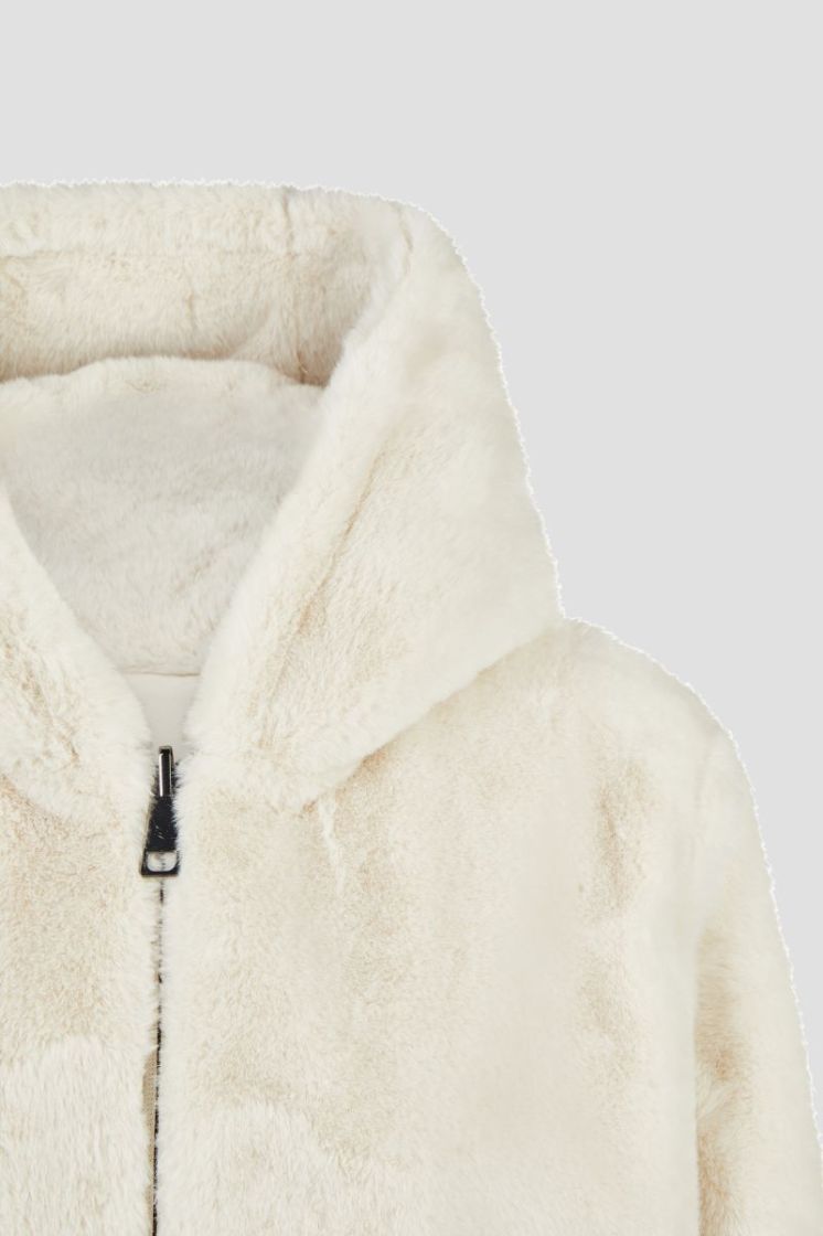 122002 140 [120510] 120 offwhite 