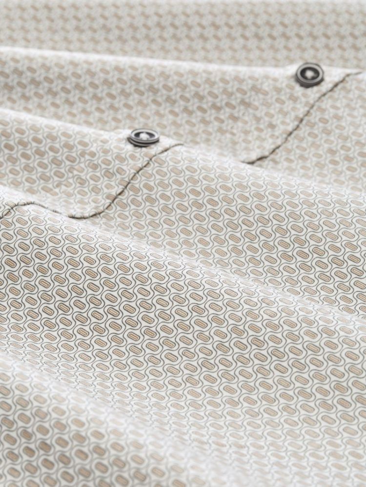 000000 102020 [printed stre] 40694 white bas