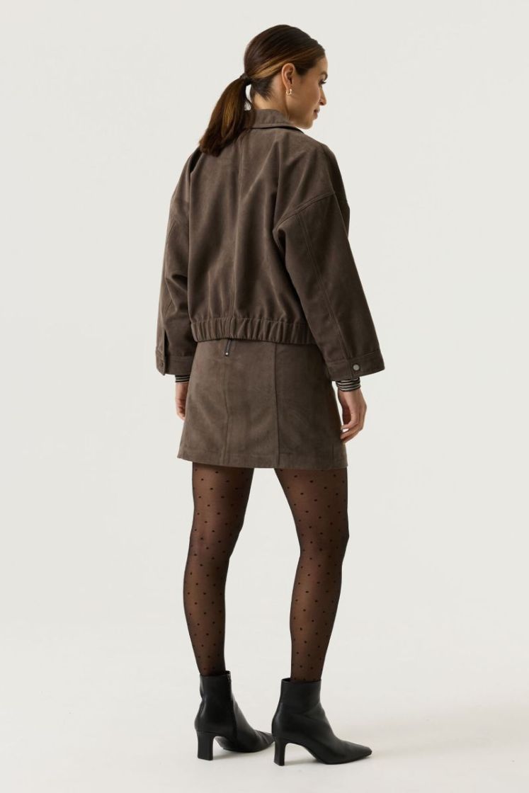 122130 09 [rt + gilet] 4656 graphite m